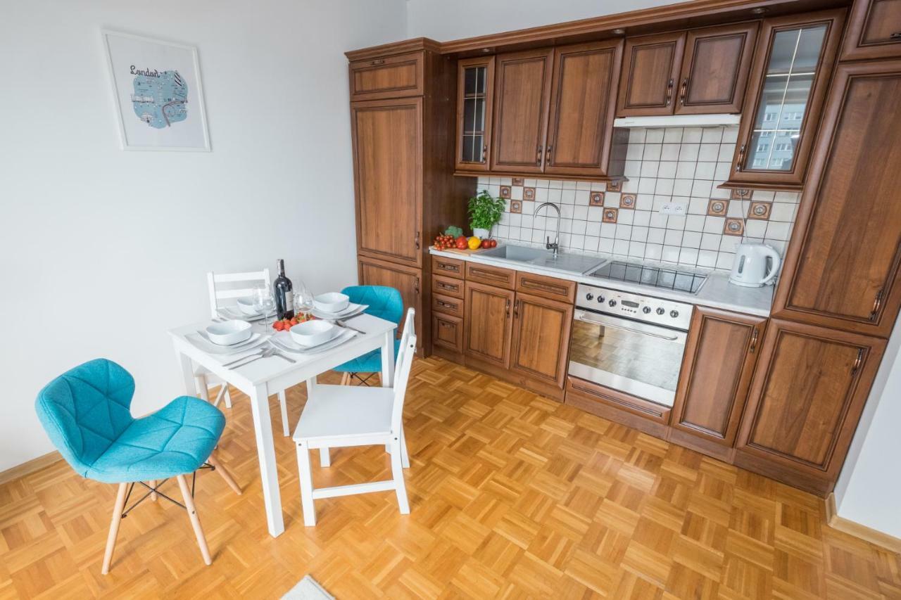 Blue Sky Apartment ורשה מראה חיצוני תמונה